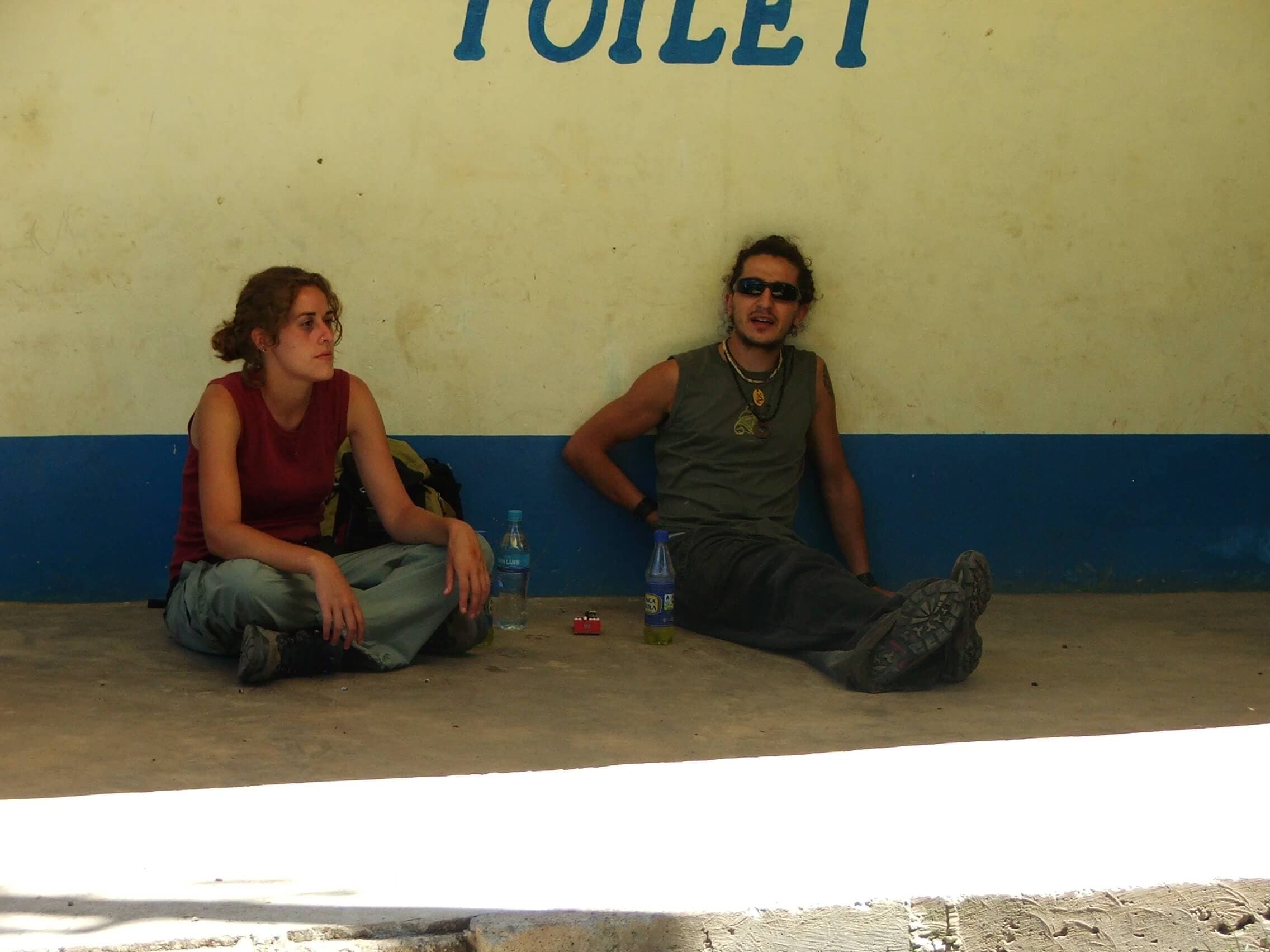 2-people